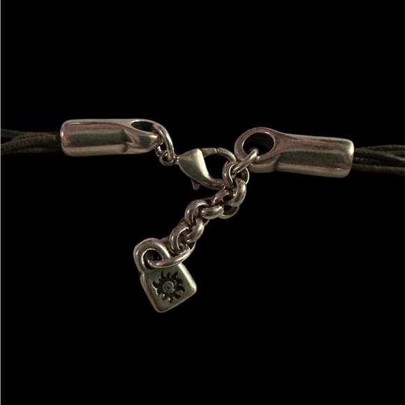 Un ode 50 Wine Crystal Multi Strand Necklace - Picture 5 of 6